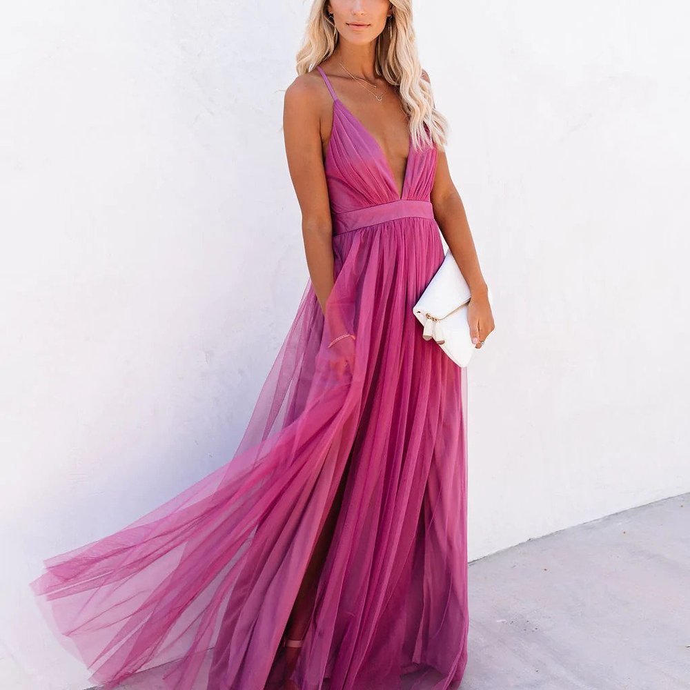 PETAL DUST MAXI DRESS - MAGENTA - Picture 2 of 6